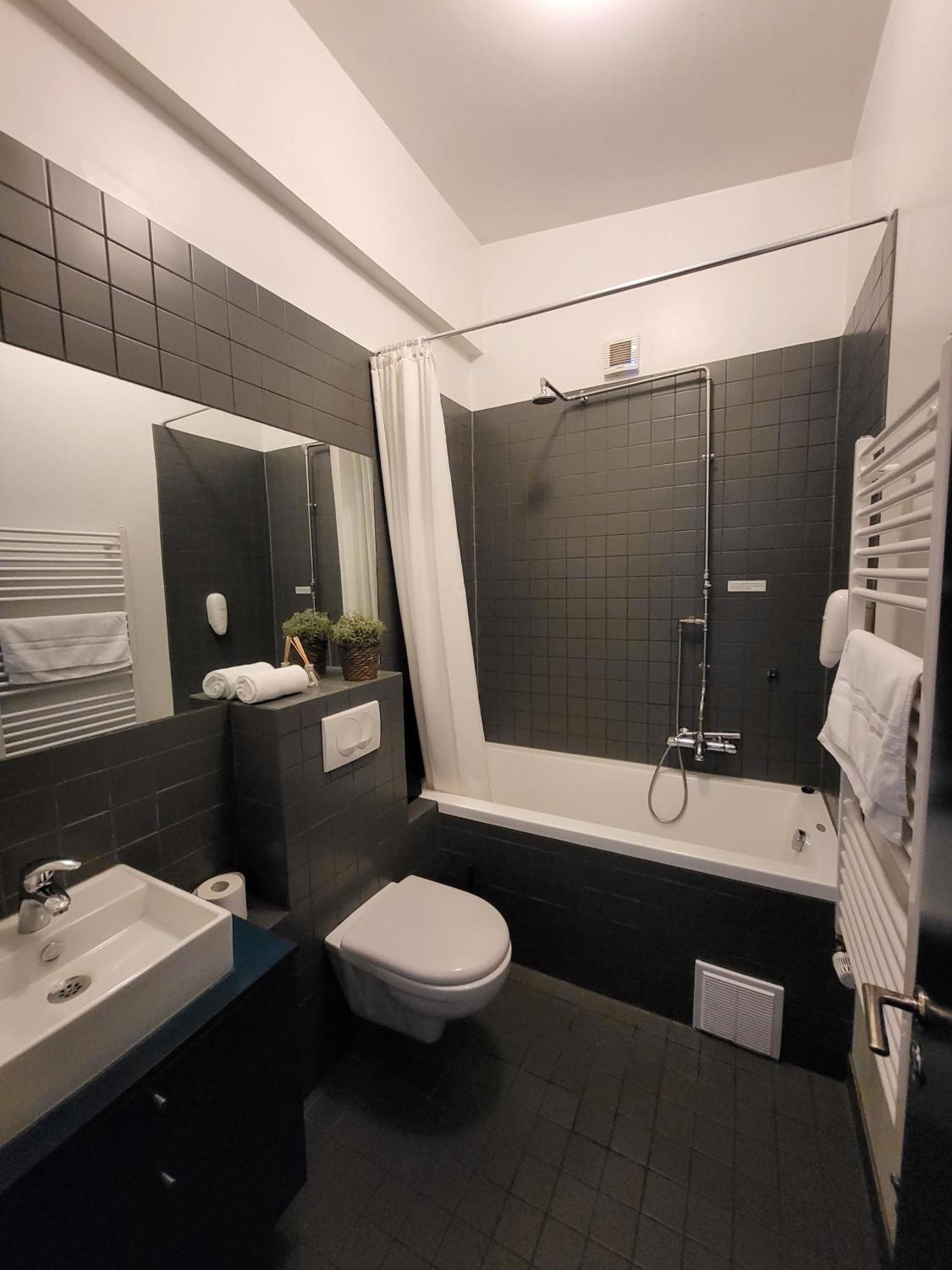 Astro Apartments Reykjavík Buitenkant foto