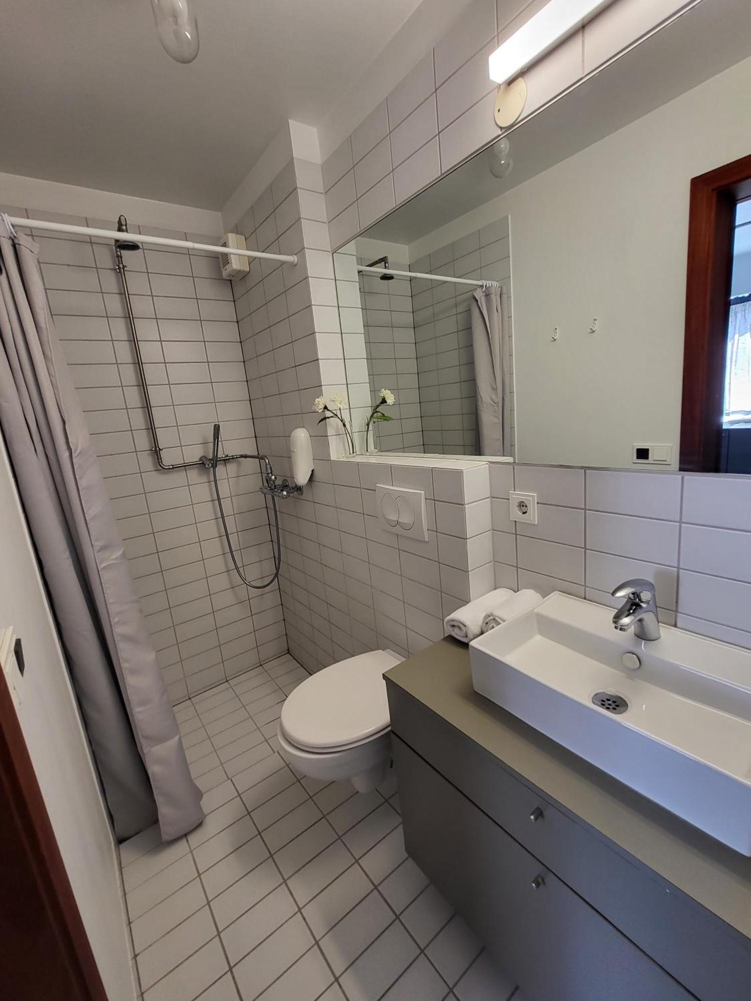 Astro Apartments Reykjavík Buitenkant foto